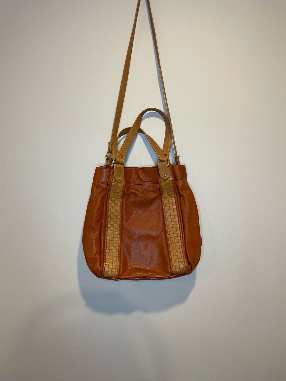 Vintage Women’s Tan Leather Tote Bag - Versatile Shoulder & Hand Carry